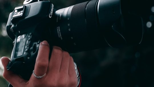 Creatieve en Professionele Fotografie in Elst: Ontdek de Magie van Beelden